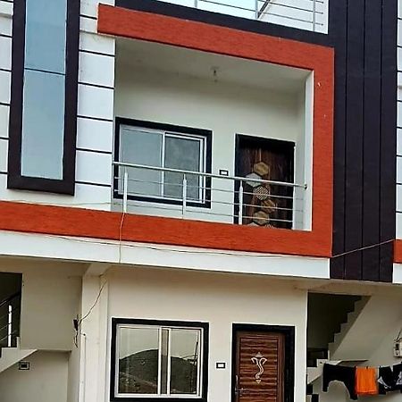 Unity Homestay Garudeshwar Buitenkant foto